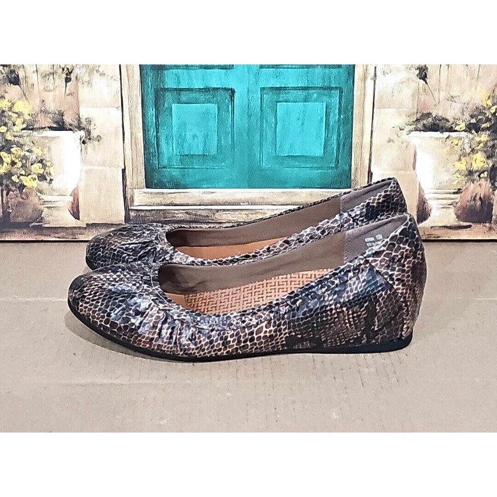 BARETRAPS Womens Brown Leopard Print Kadie Toe Wedge Slip On Ballet Flats 10 M